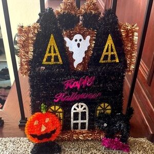 Halloween Tinsel Haunted House Pumpkin & Black Cat Spooky Fun Decorations